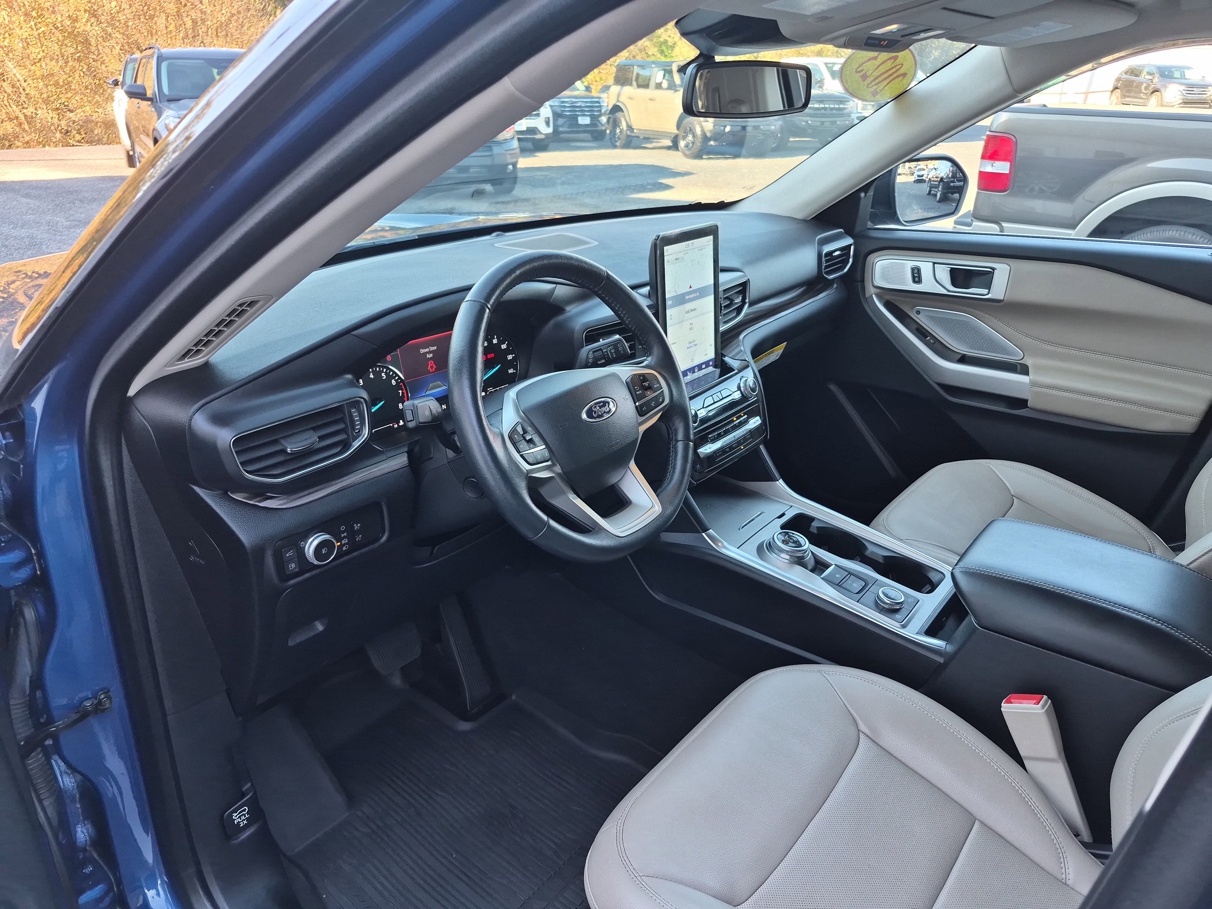 Certified 2023 Ford Explorer Limited w/ Hybrid Equipment Group 310A image 14