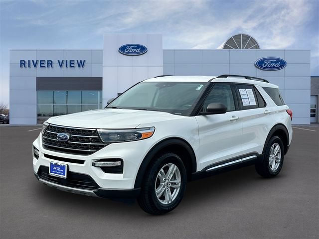 Certified 2023 Ford Explorer XLT AWD/4WD image 3