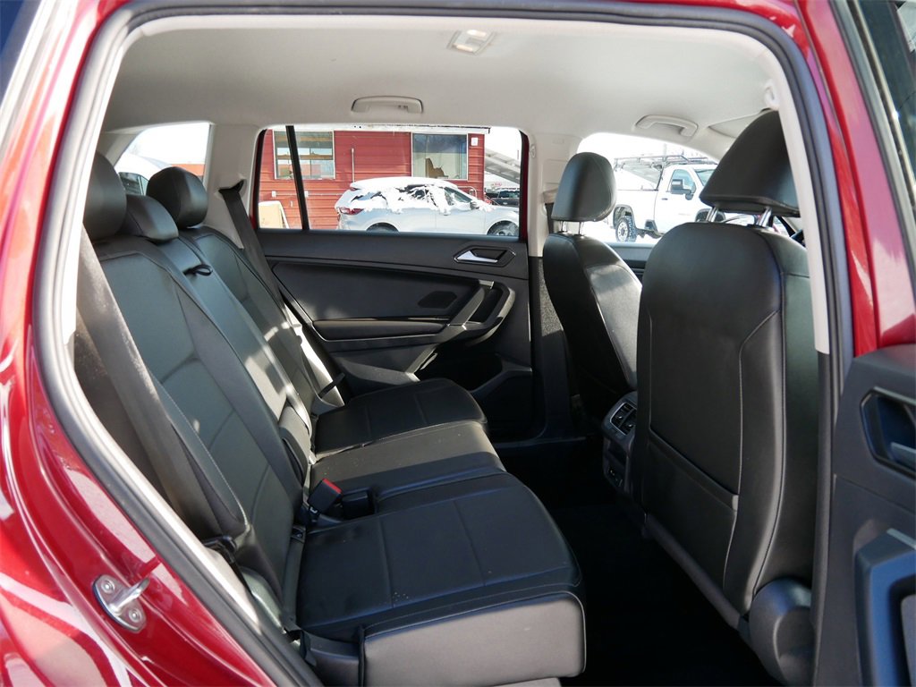 Used 2018 Volkswagen Tiguan SE image 9