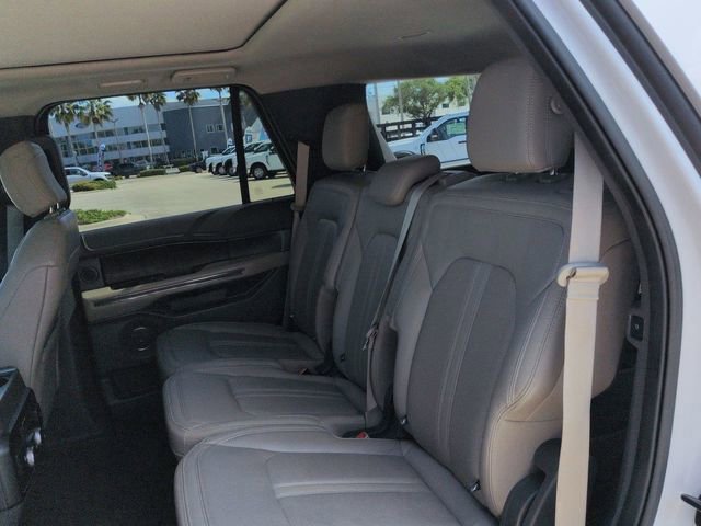 Certified 2019 Ford Expedition Limited w/ Equipment Group 302A AWD/4WD image 14