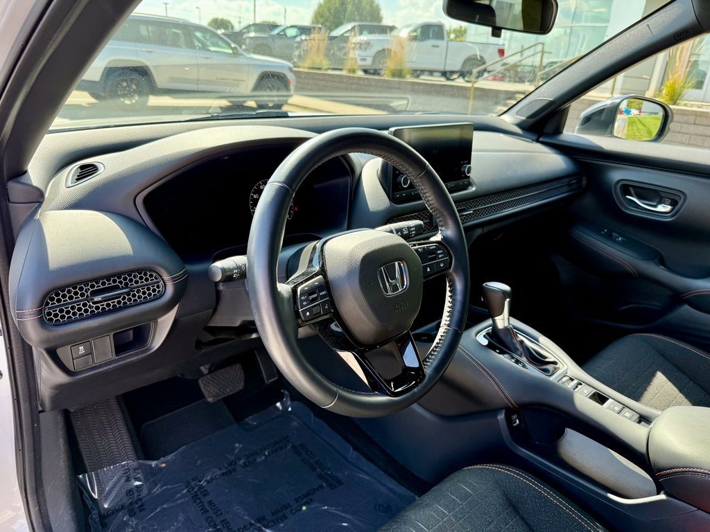 Used 2023 Honda HR-V Sport image 8