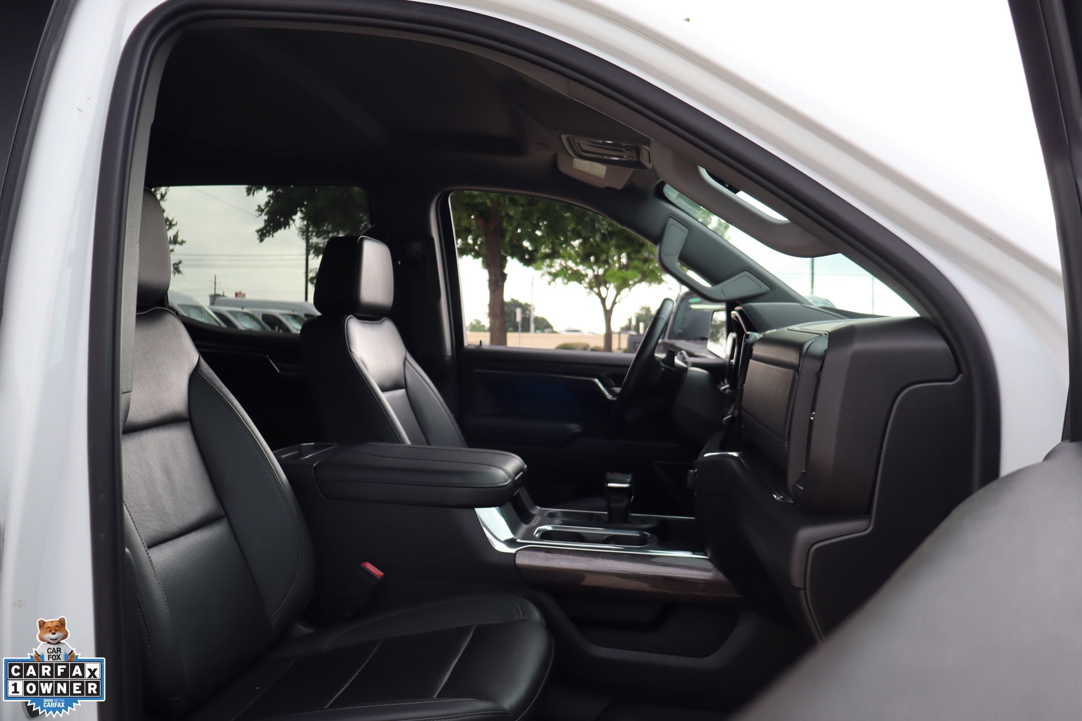 Used 2023 Chevrolet Silverado 1500 LTZ AWD/4WD image 30