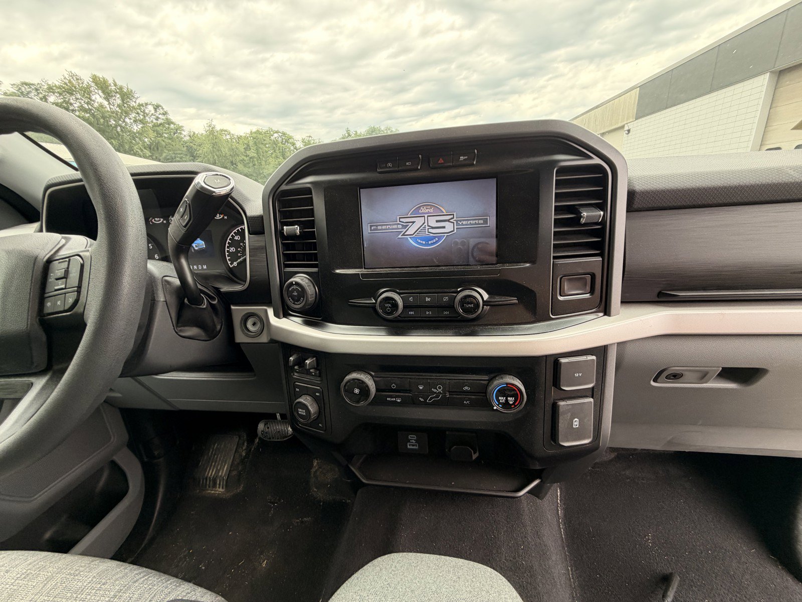 Certified 2023 Ford F150 XLT w/ Trailer Tow Package AWD/4WD image 14