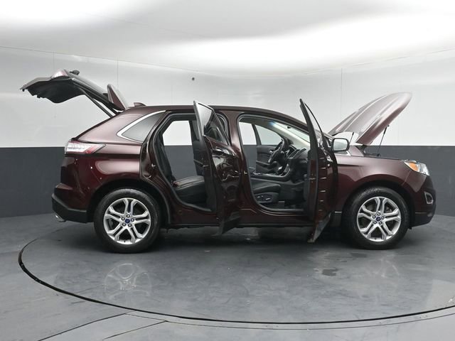 Certified 2017 Ford Edge Titanium w/ Technology Package image 59