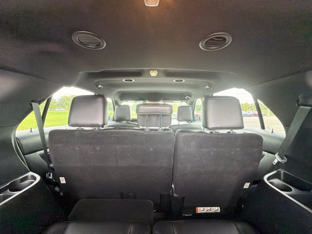 Certified 2018 Ford Explorer XLT w/ Equipment Group 202A FWD image 16