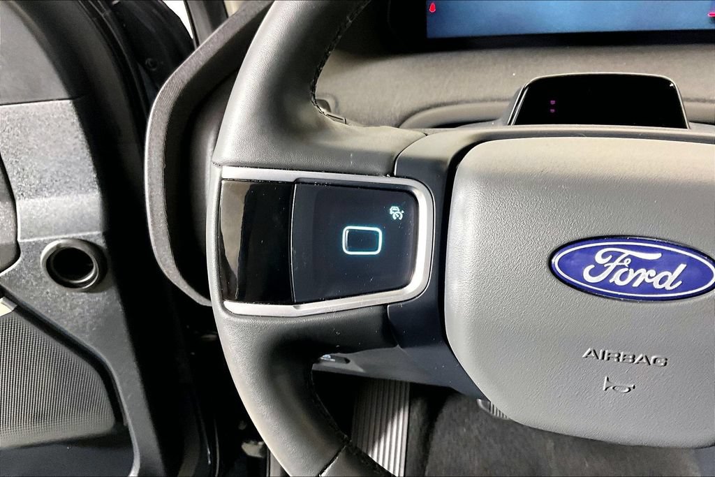 Certified 2025 Ford Expedition Active RWD image 14