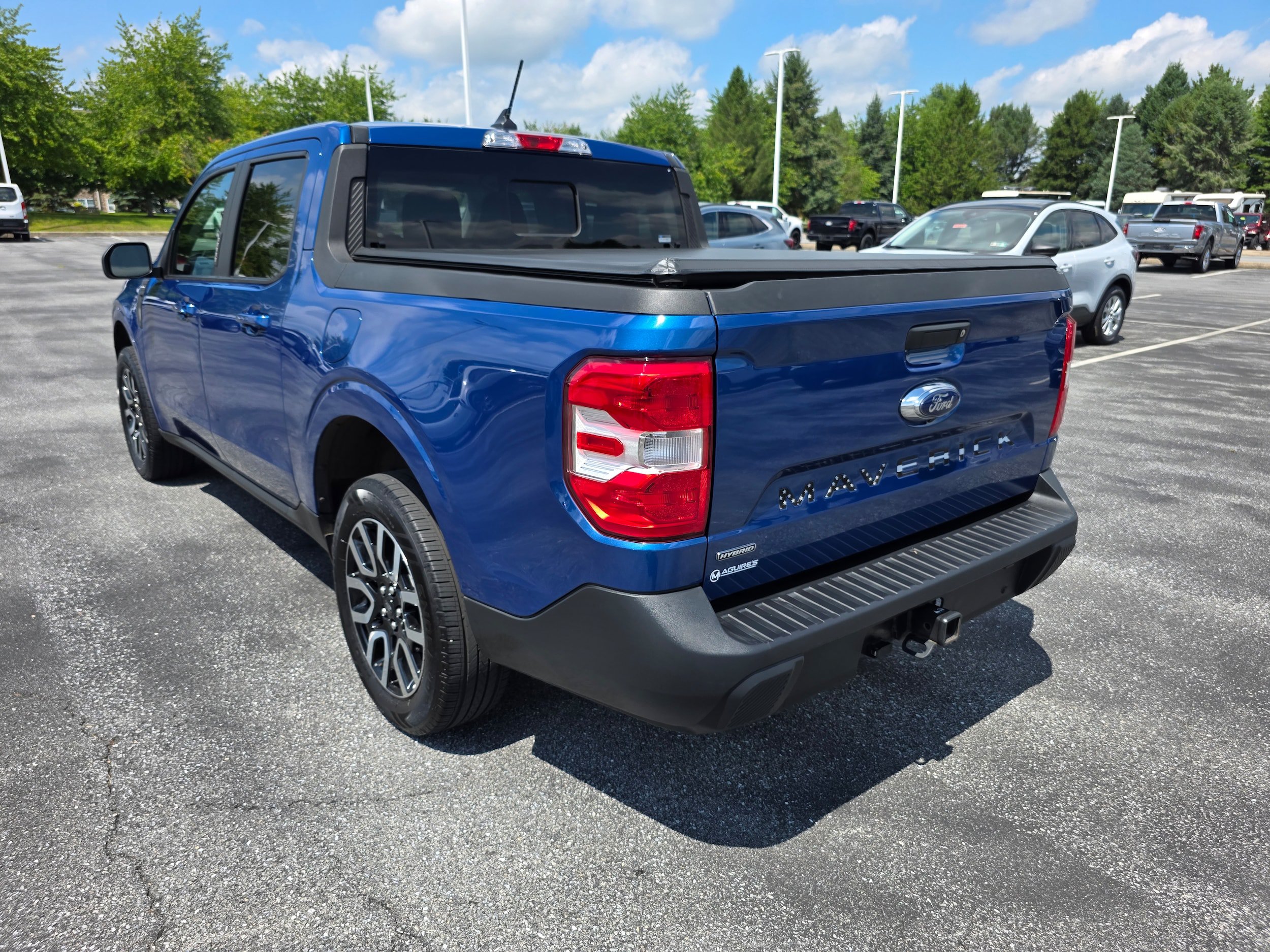 Certified 2023 Ford Maverick Lariat w/ Lariat Luxury Package FWD image 3