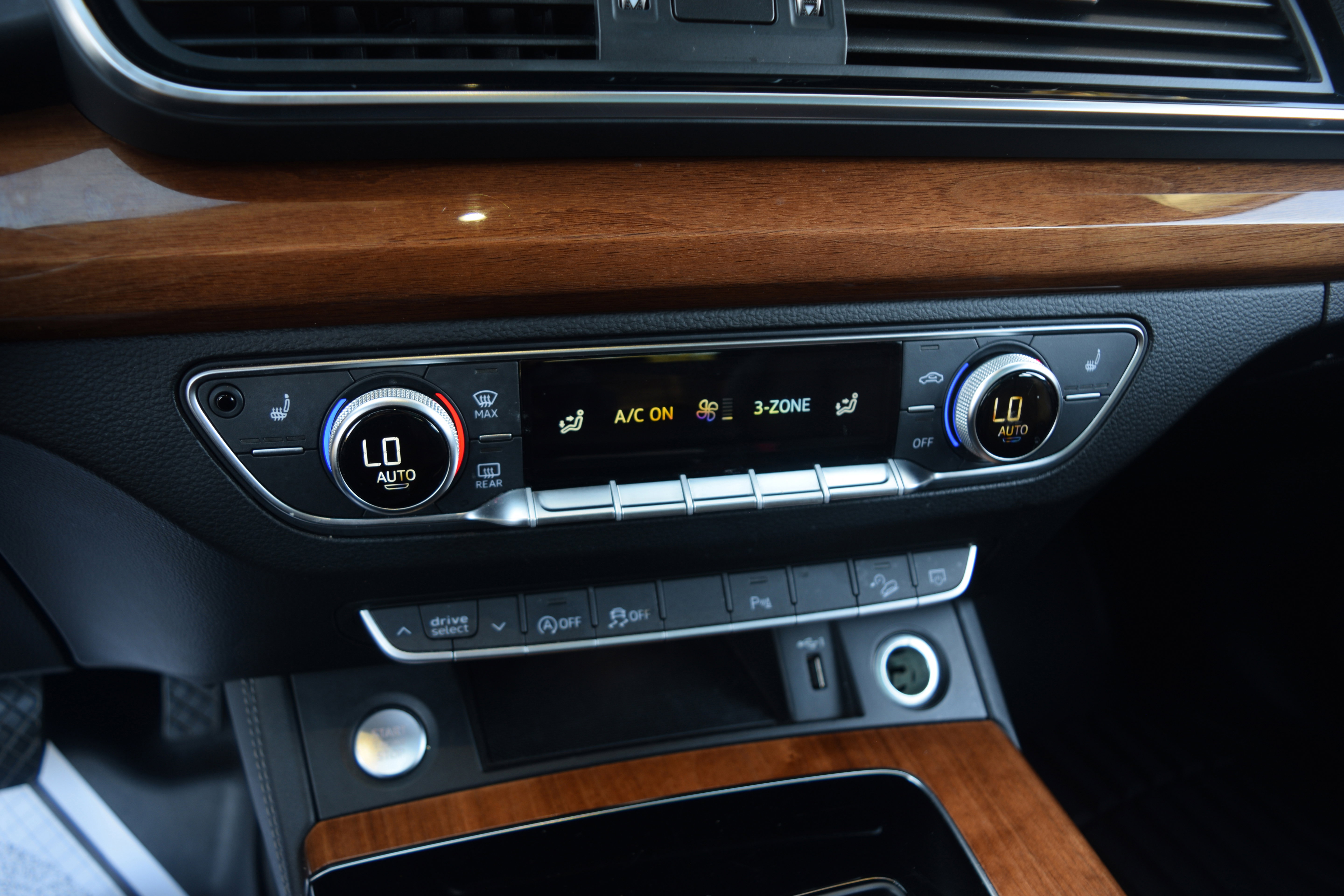 Used 2021 Audi Q5 Premium Plus image 11