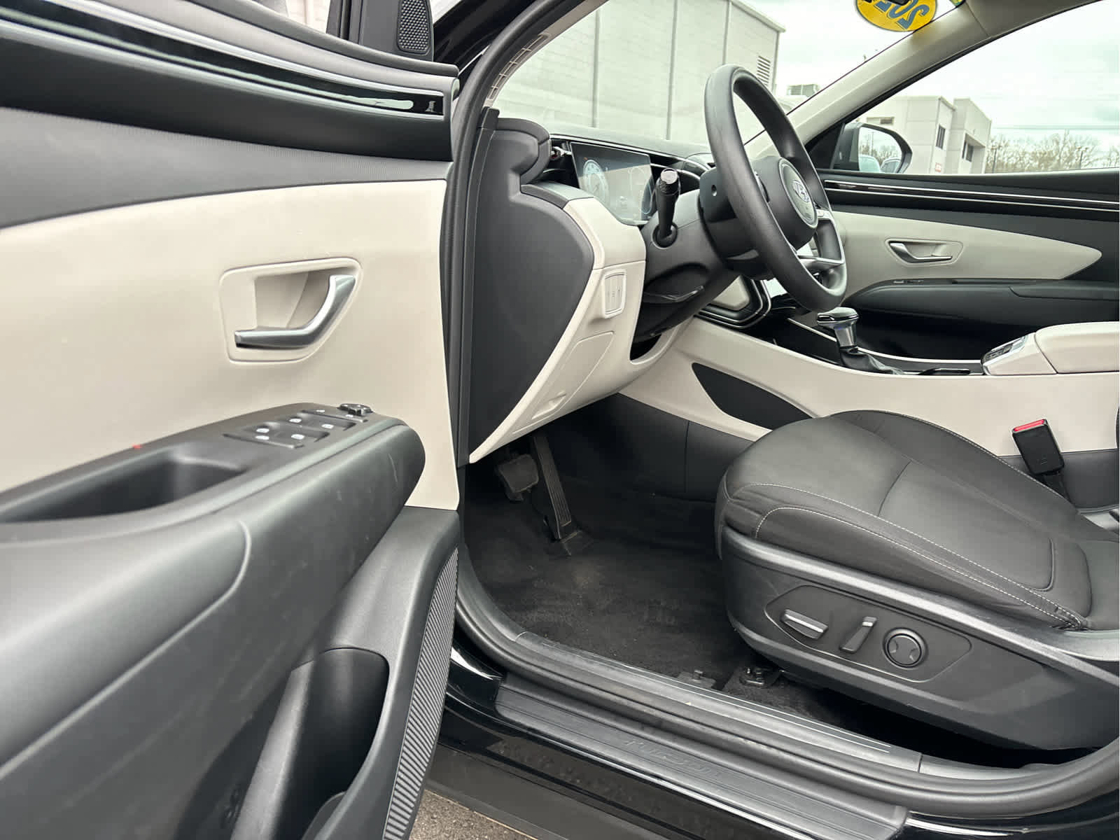 Used 2024 Hyundai Tucson SEL image 11