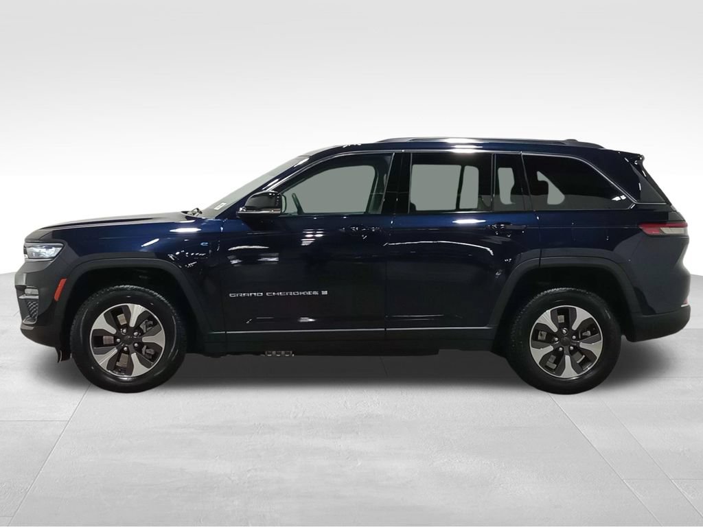 Used 2024 Jeep Grand Cherokee Limited 4xe AWD/4WD image 8