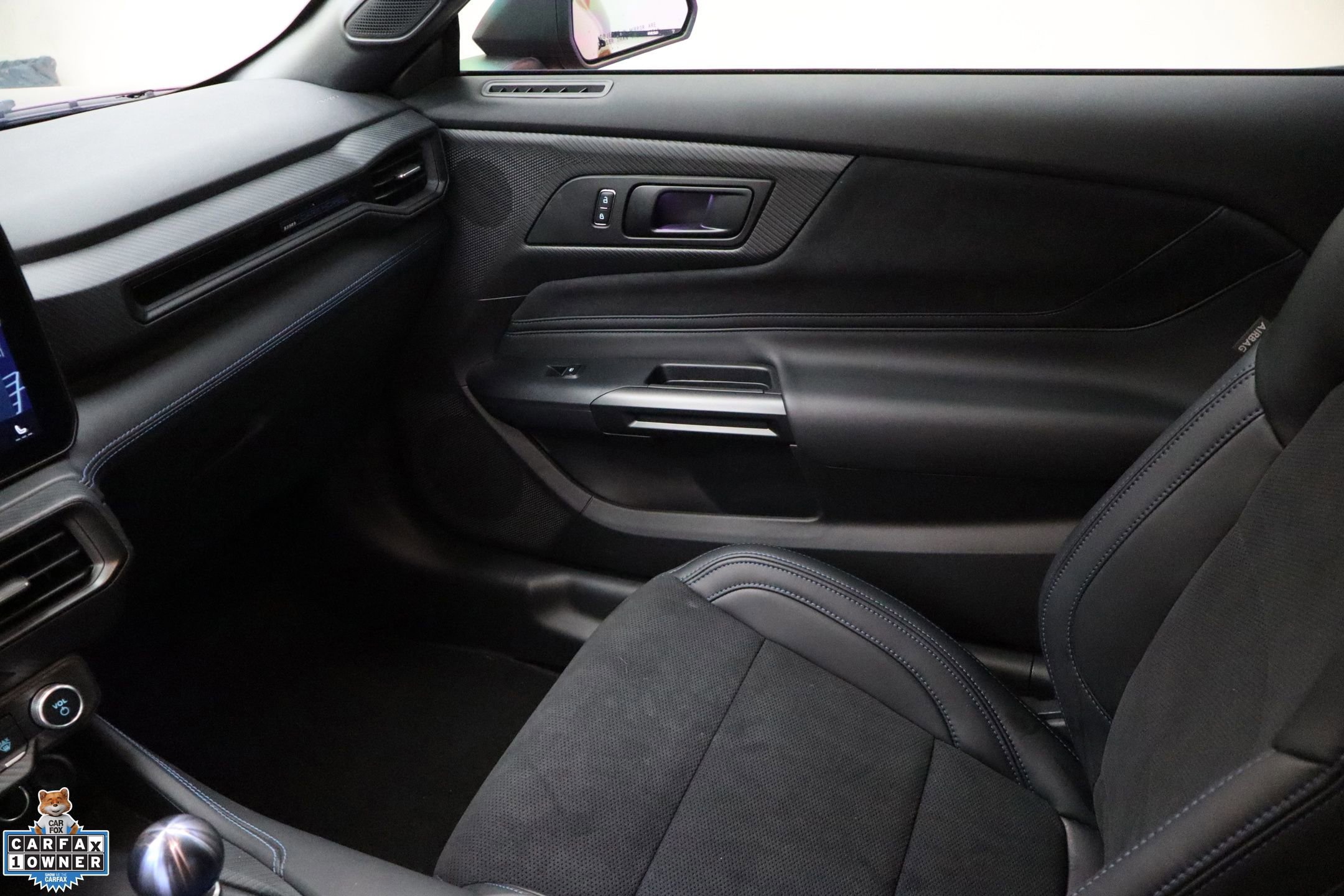 Certified 2025 Ford Mustang Dark Horse w/ Dark Horse Handlin Package image 31