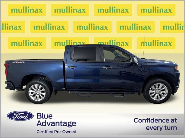 Used 2021 Chevrolet Silverado 1500 Custom w/ LPO, Dark Essentials Package AWD/4WD image 2