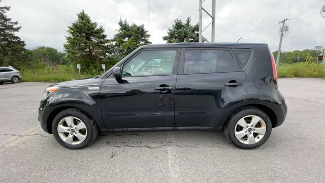 Used 2017 Kia Soul FWD image 6