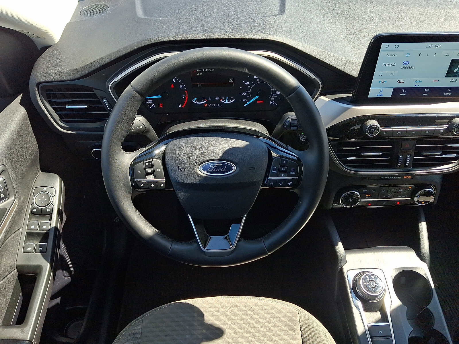 Certified 2022 Ford Escape SE w/ Cold Weather Package AWD/4WD image 11