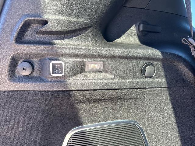 Used 2021 Jeep Grand Cherokee L Overland w/ Luxury Tech Group IV AWD/4WD image 6