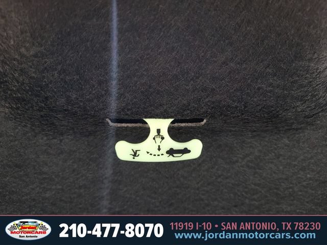 Used 2025 Toyota Camry SE w/ Convenience Package FWD image 31