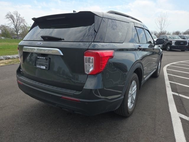 Certified 2023 Ford Explorer XLT image 8