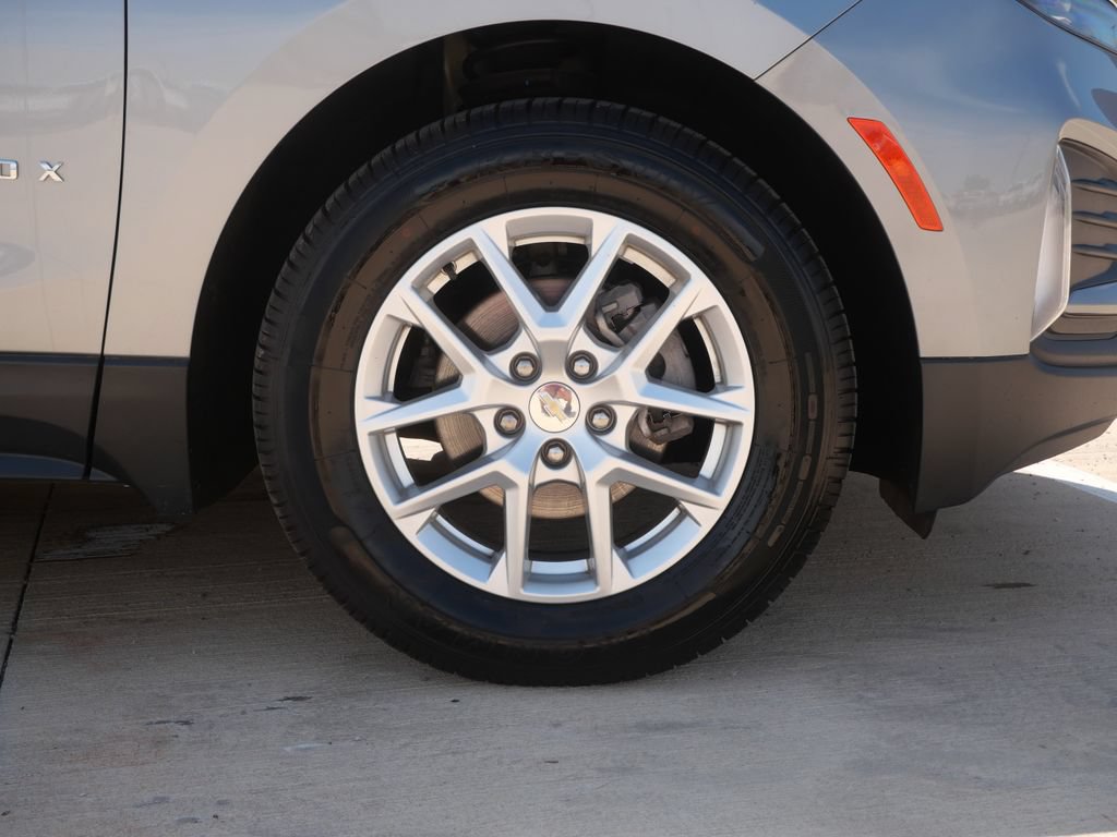 Used 2023 Chevrolet Equinox LT FWD image 8