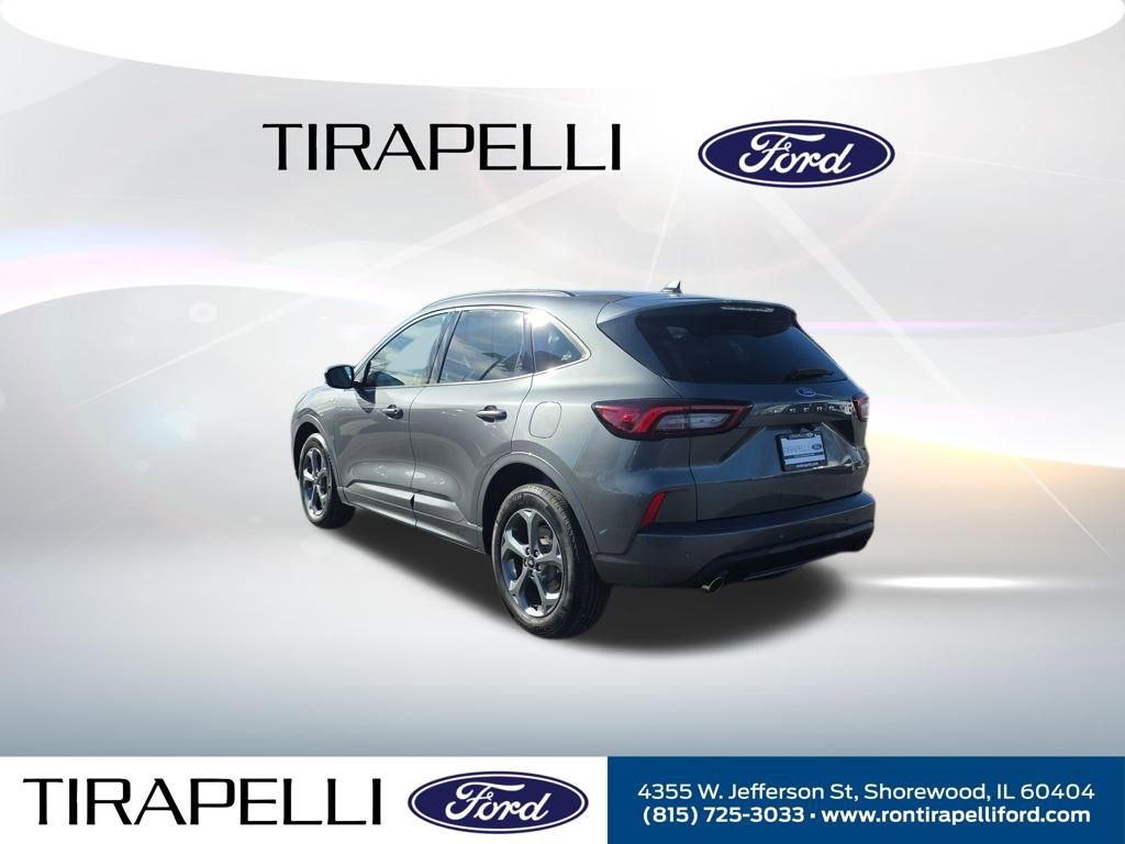 Certified 2023 Ford Escape ST-Line w/ Tech Pack #1 AWD/4WD image 2