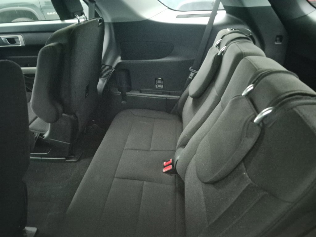 Certified 2022 Ford Explorer XLT RWD image 34