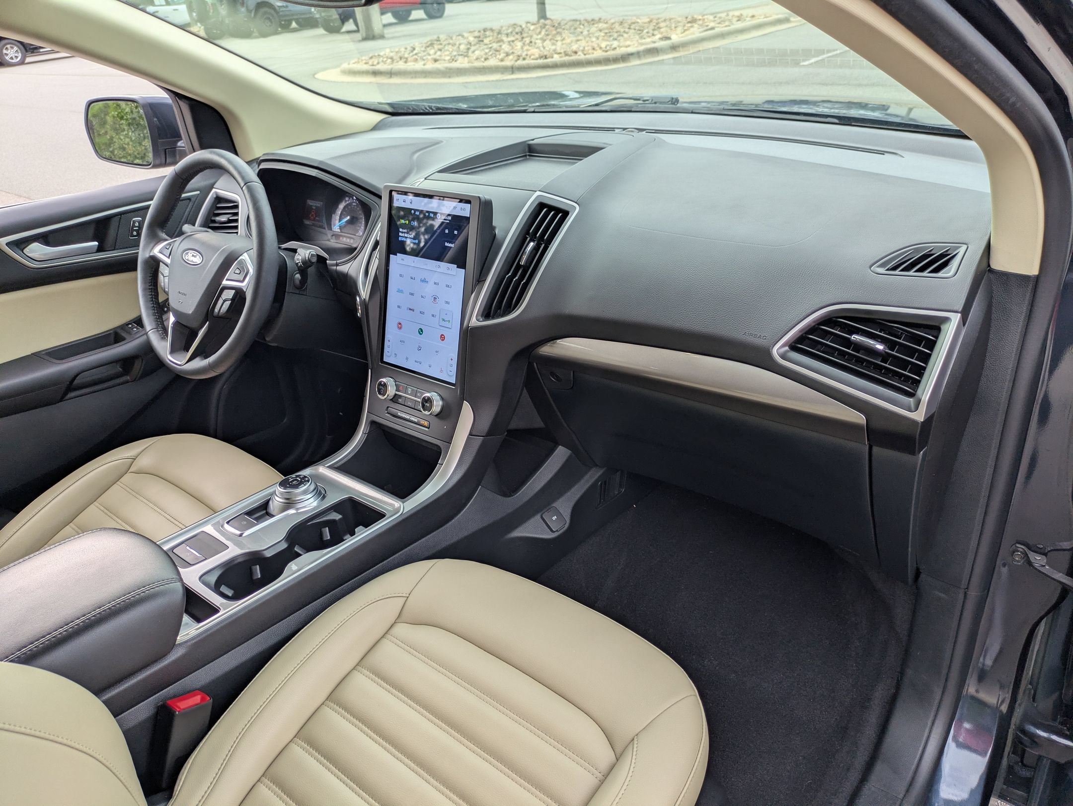 Certified 2024 Ford Edge SEL w/ Convenience Package AWD/4WD image 39