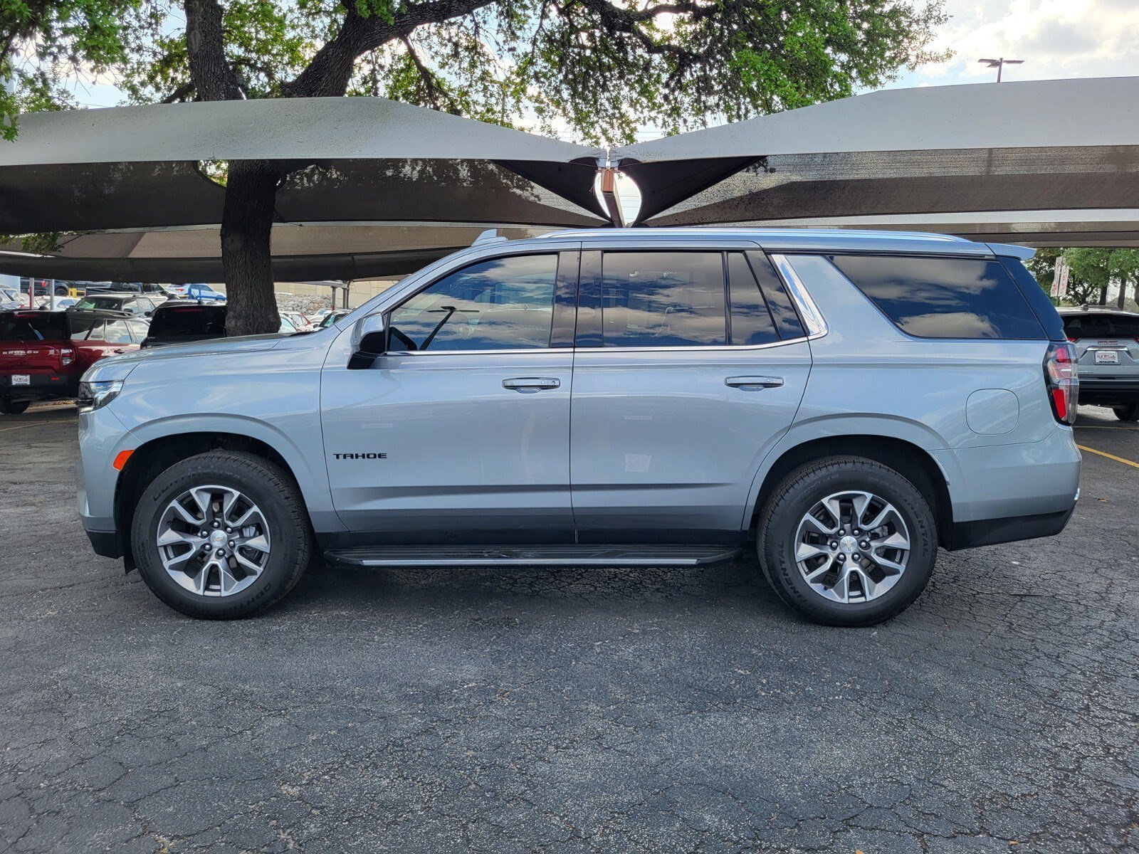 Used 2024 Chevrolet Tahoe LS w/ Driver Alert Package image 6