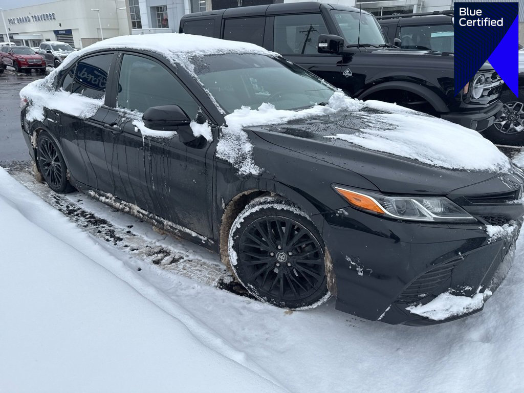 Used 2019 Toyota Camry SE image 1