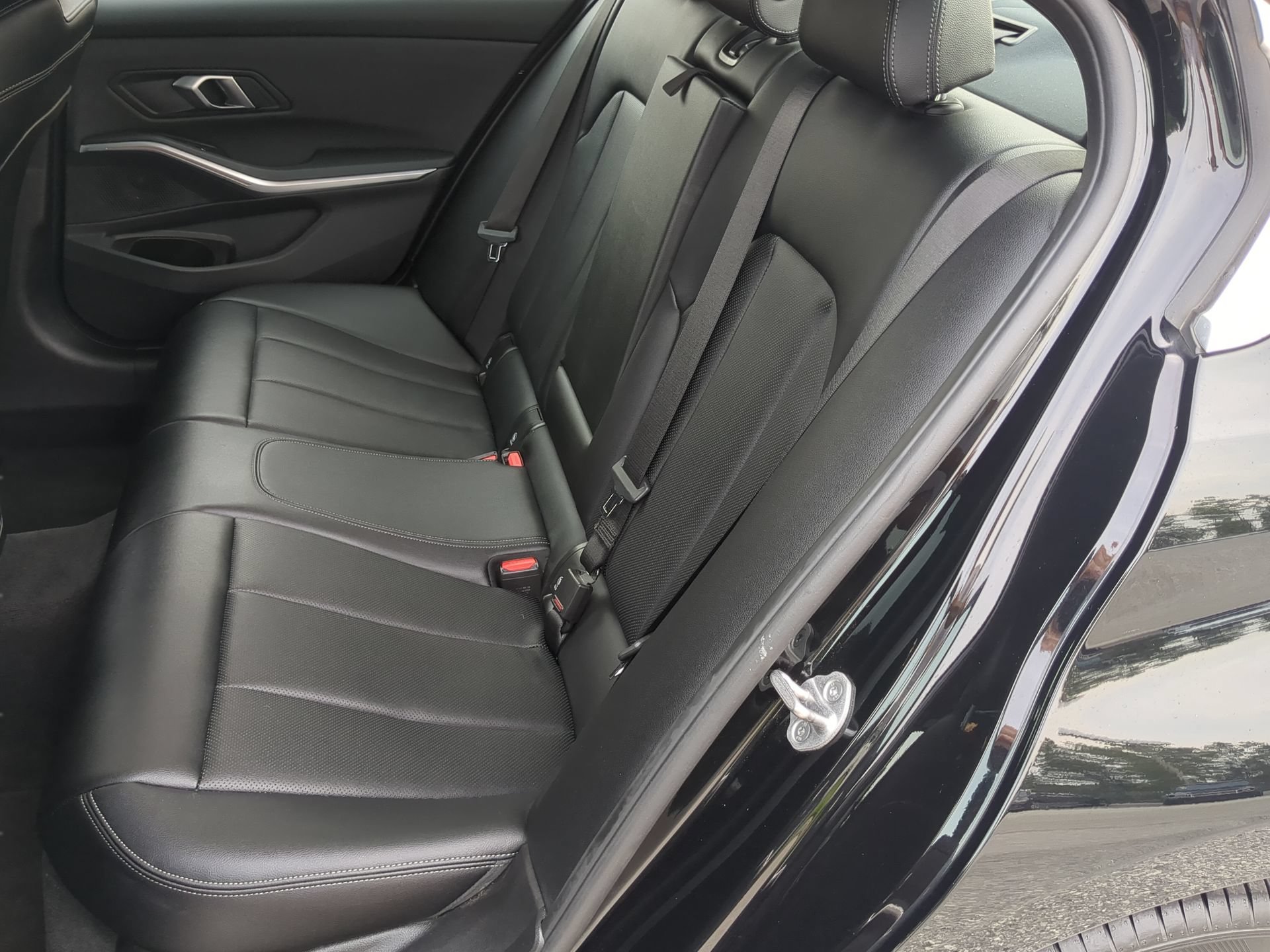Used 2025 BMW 330i Sedan RWD image 53