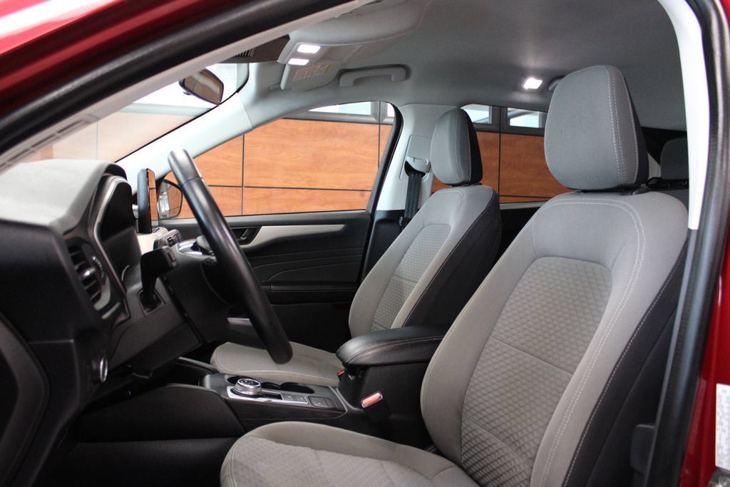 Certified 2022 Ford Escape SE w/ Convenience Package AWD/4WD image 17