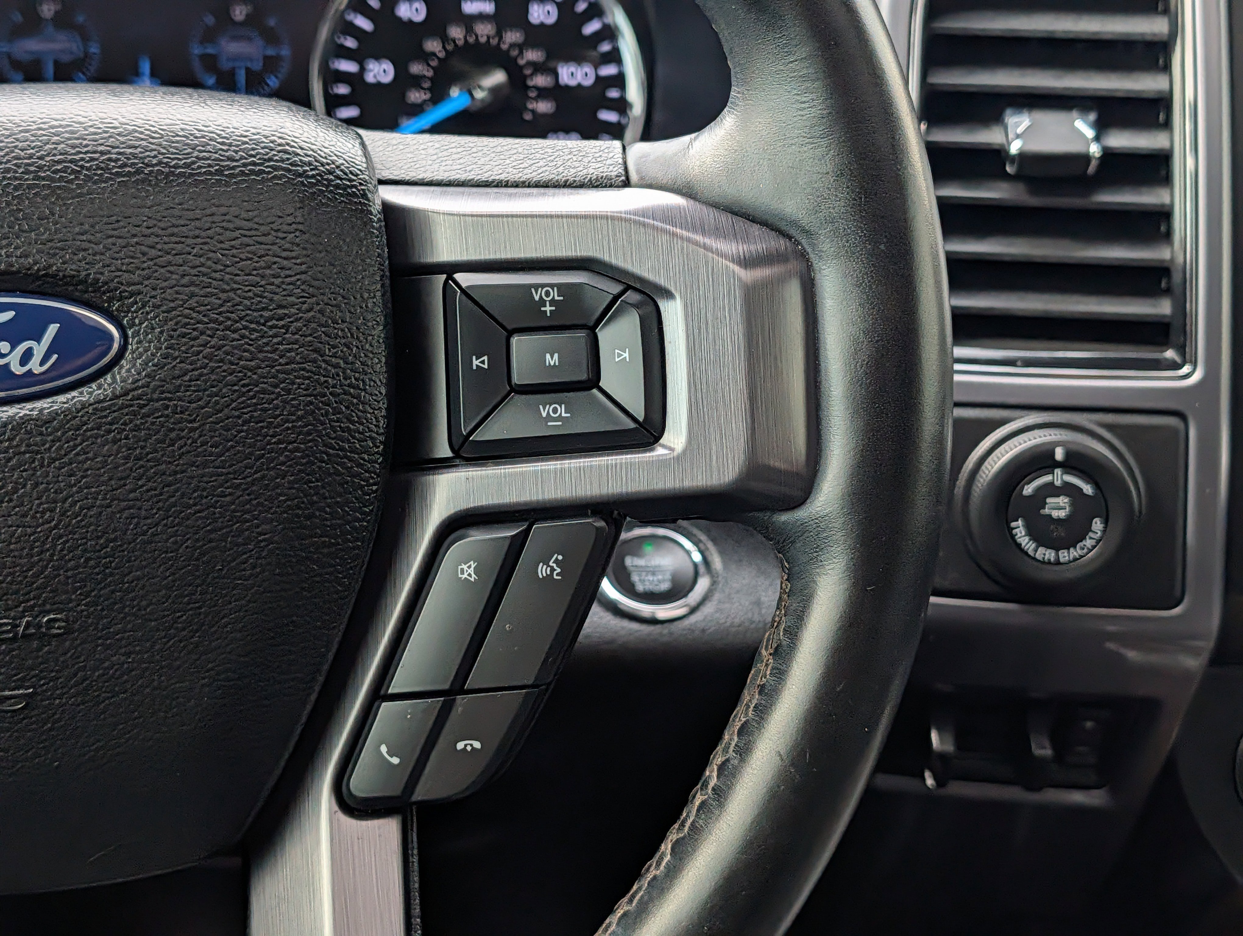 Certified 2019 Ford Expedition Max Platinum RWD image 28