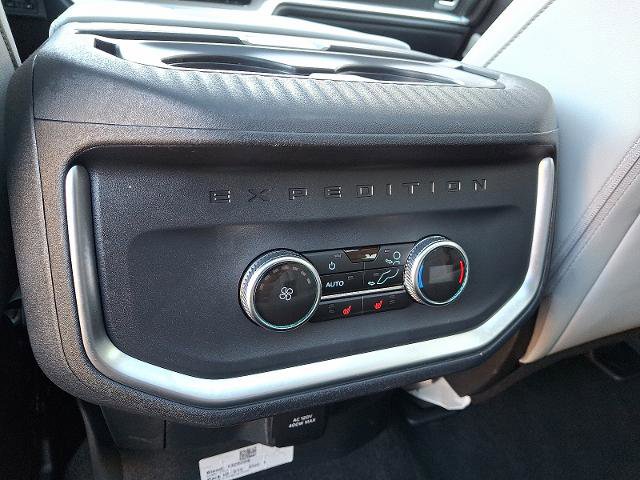 Certified 2025 Ford Expedition Max Platinum image 27