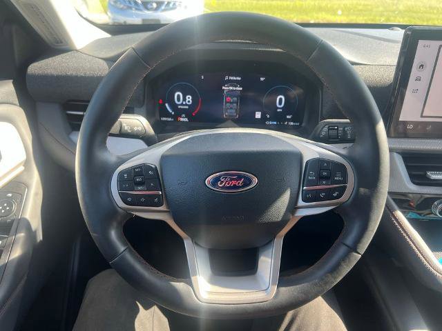 Certified 2025 Ford Explorer Active w/ Active Comfort Package AWD/4WD image 9