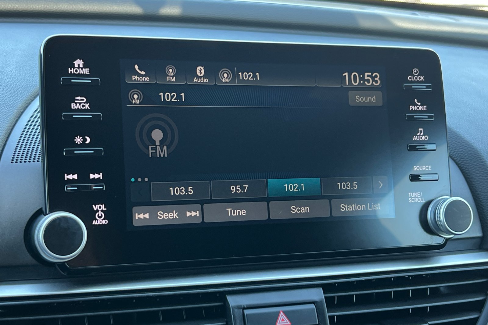 Used 2018 Honda Accord Sport image 18