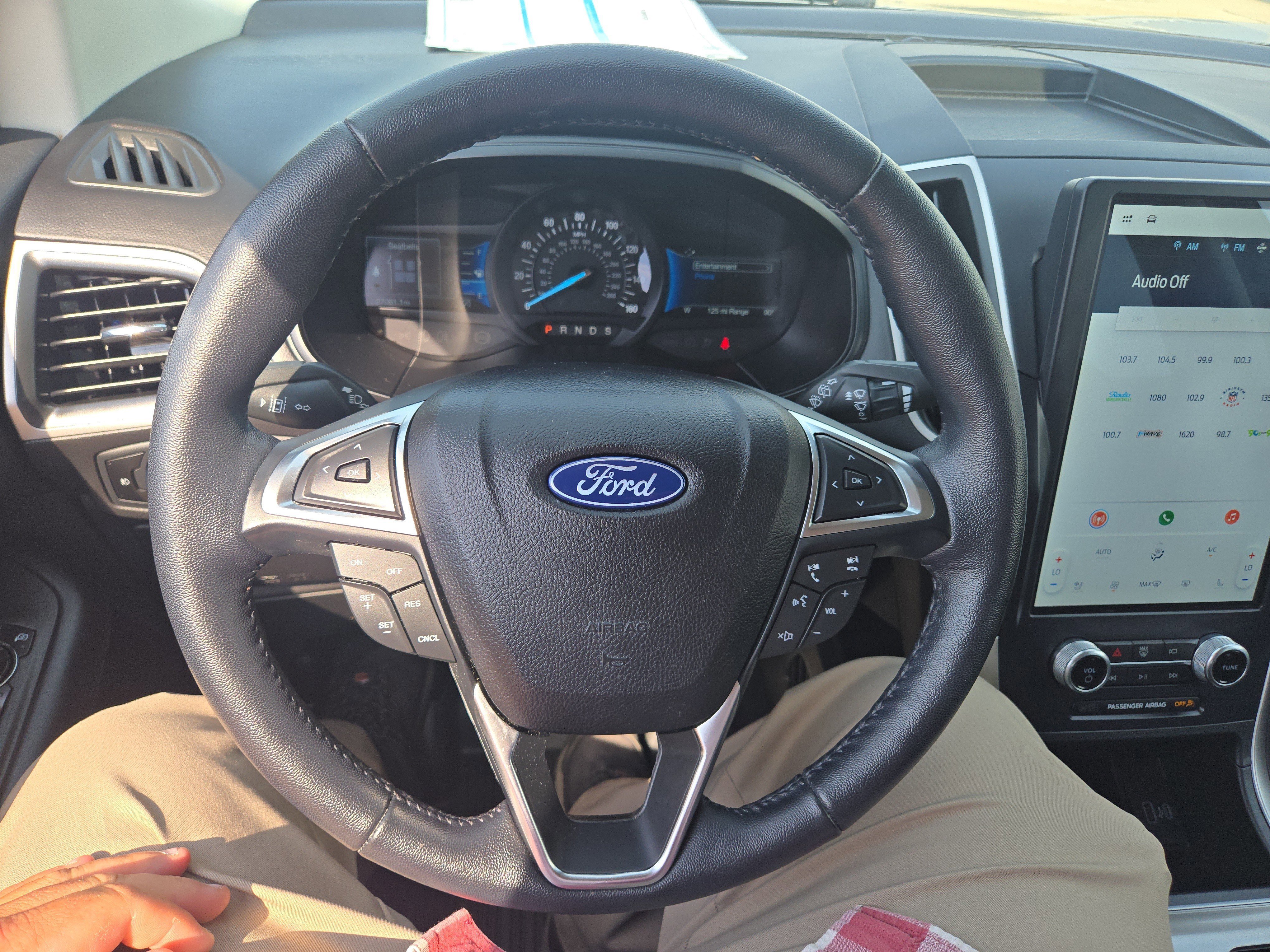 Certified 2023 Ford Edge SEL w/ Convenience Package image 23