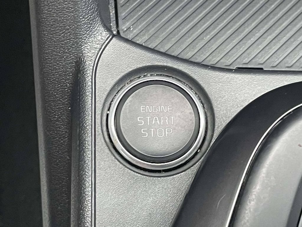 Used 2025 Kia K4 FWD image 24