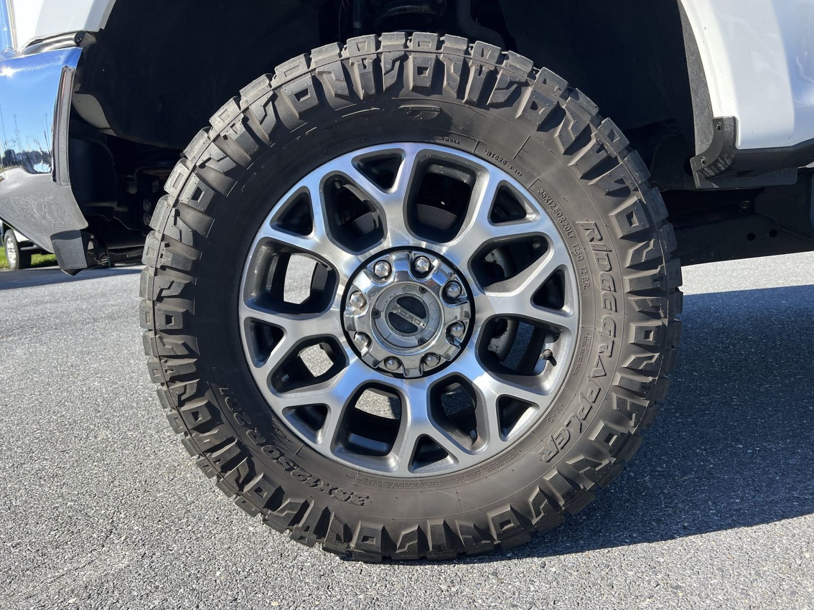 Certified 2022 Ford F250 Lariat w/ Lariat Value Package AWD/4WD image 12
