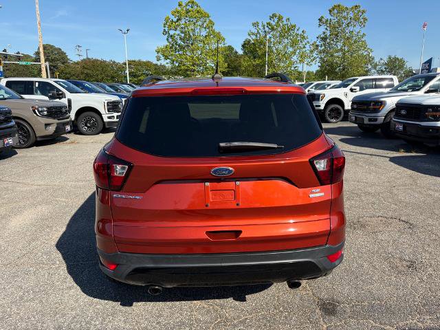 Certified 2019 Ford Escape SE FWD image 6
