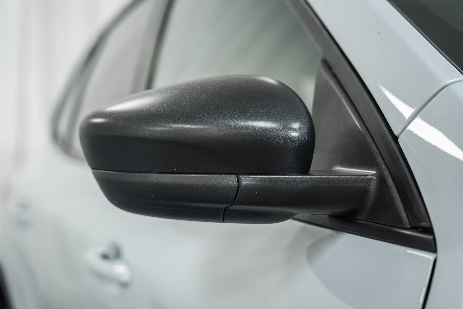 Certified 2025 Ford Escape ST-Line image 18