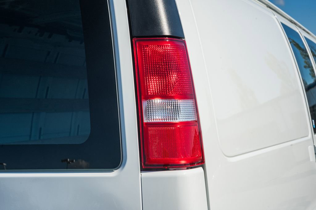 Used 2024 GMC Savana 2500 w/ Driver Convenience Package image 7