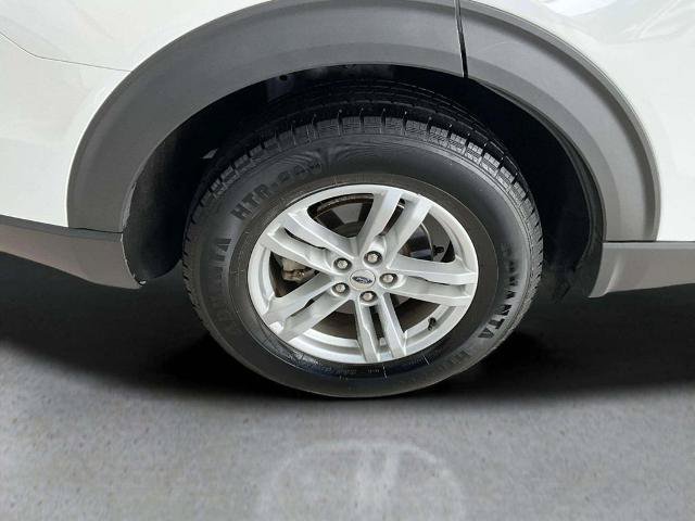 Certified 2020 Ford Explorer XLT w/ Equipment Group 202A AWD/4WD image 34