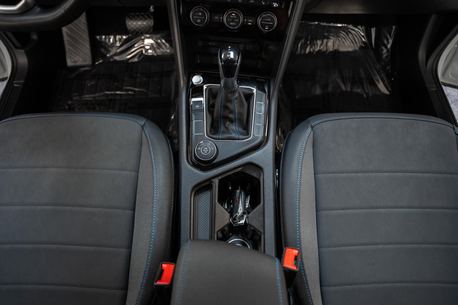 Used 2024 Volkswagen Taos SE AWD/4WD image 30