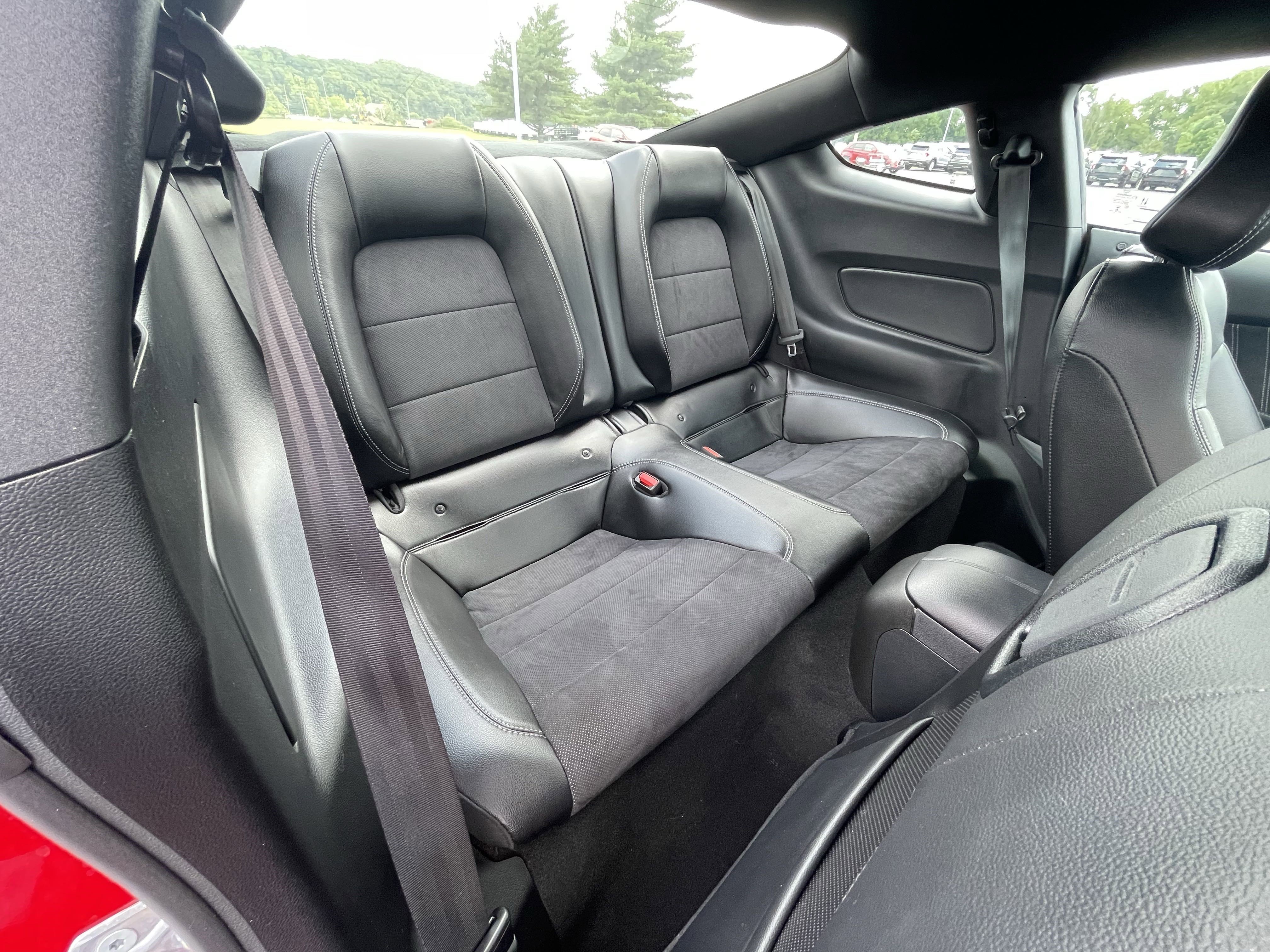 Certified 2021 Ford Mustang Premium w/ Carbon Sport Interior Package image 31