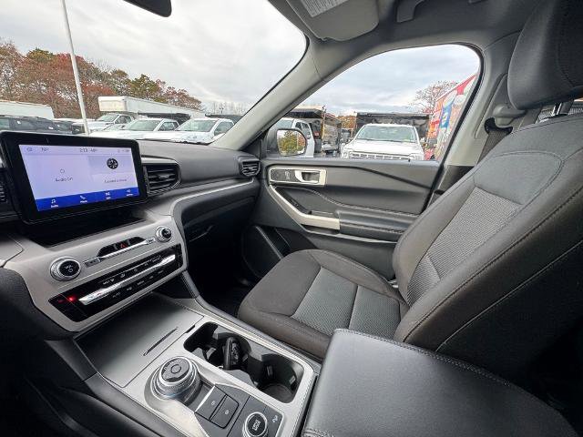 Certified 2023 Ford Explorer XLT image 25
