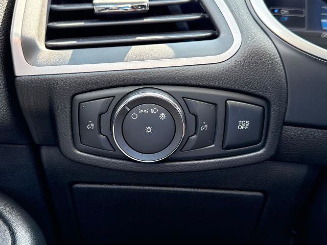 Certified 2021 Ford Edge SE FWD image 24