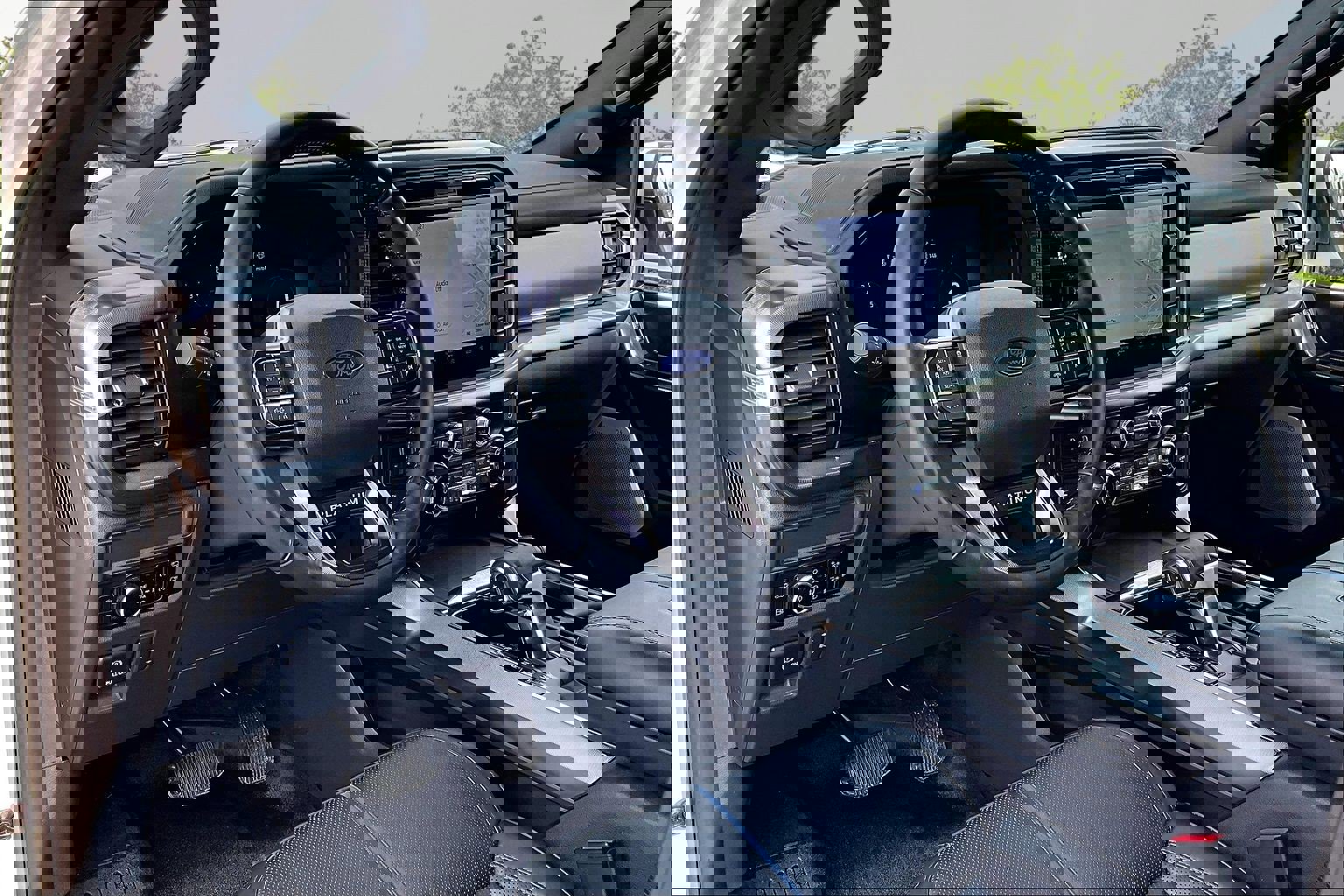 Certified 2025 Ford F150 Platinum w/ Equipment Group 702A High image 14