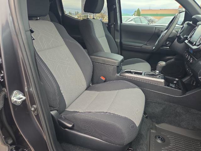 Used 2023 Toyota Tacoma TRD Off-Road w/ Black Out Package (TMS) image 30