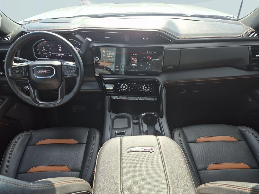 Used 2024 GMC Sierra 3500 AT4 w/ Technology Package AWD/4WD image 21