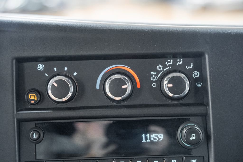 Used 2024 GMC Savana 2500 w/ Driver Convenience Package image 25