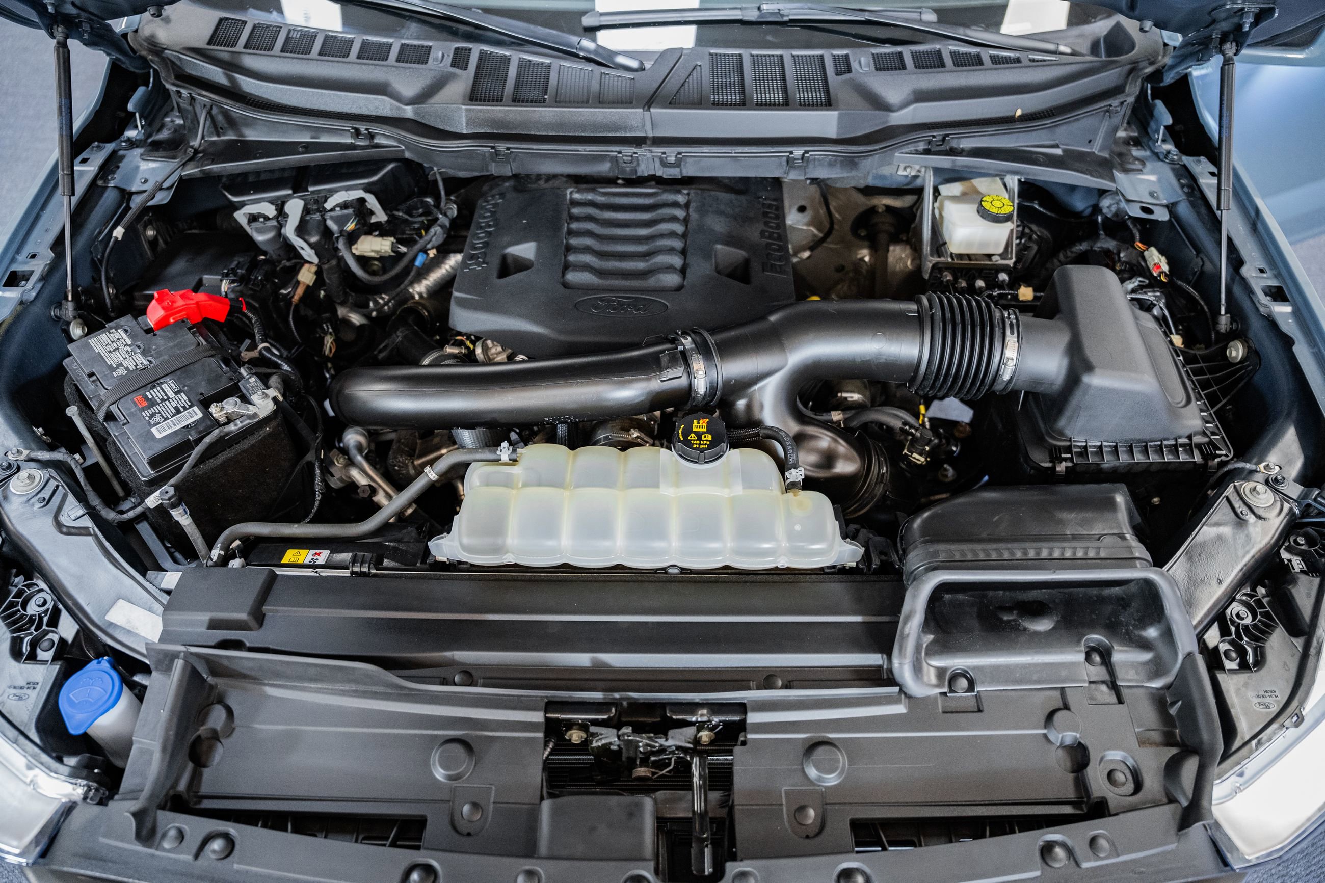 Certified 2023 Ford F150 Lariat w/ Equipment Group 502A High image 28