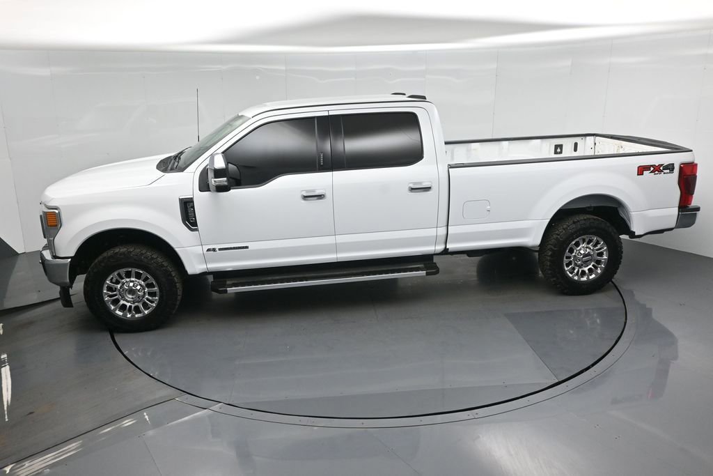 Certified 2022 Ford F250 XLT w/ XLT Premium Package AWD/4WD image 40